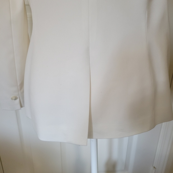 Business Blazer - Picture 12 of 15